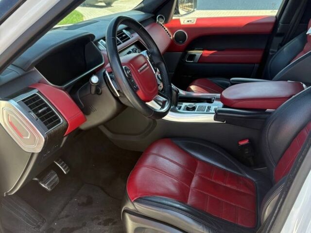 Білий Ленд Ровер Range Rover Sport, об'ємом двигуна 3 л та пробігом 118 тис. км за 30000 $, фото 5 на Automoto.ua