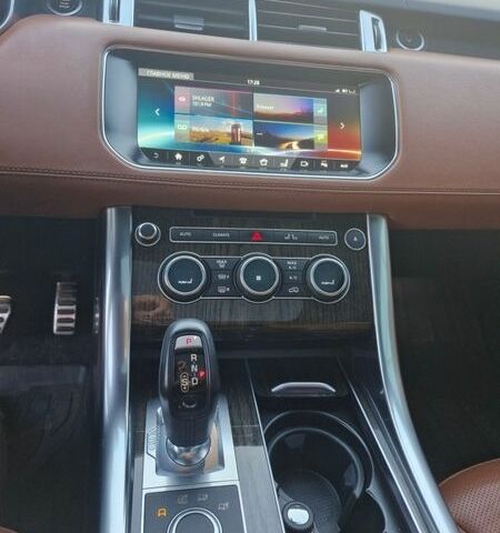 Білий Ленд Ровер Range Rover Sport, об'ємом двигуна 2.99 л та пробігом 132 тис. км за 44999 $, фото 13 на Automoto.ua