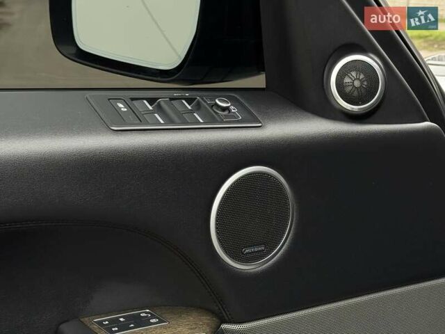 Білий Ленд Ровер Range Rover Sport, об'ємом двигуна 3 л та пробігом 200 тис. км за 31000 $, фото 20 на Automoto.ua