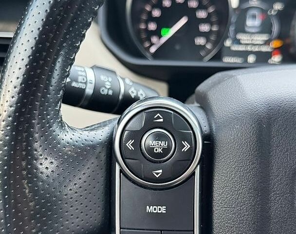 Білий Ленд Ровер Range Rover Sport, об'ємом двигуна 2.99 л та пробігом 183 тис. км за 25700 $, фото 20 на Automoto.ua