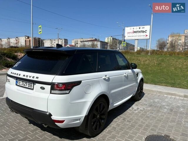 Белый Ленд Ровер Рендж Ровер Спорт, объемом двигателя 2.99 л и пробегом 118 тыс. км за 35000 $, фото 3 на Automoto.ua