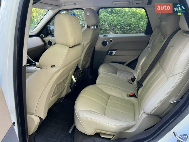 Белый Ленд Ровер Рендж Ровер Спорт, объемом двигателя 2.99 л и пробегом 175 тыс. км за 32100 $, фото 19 на Automoto.ua