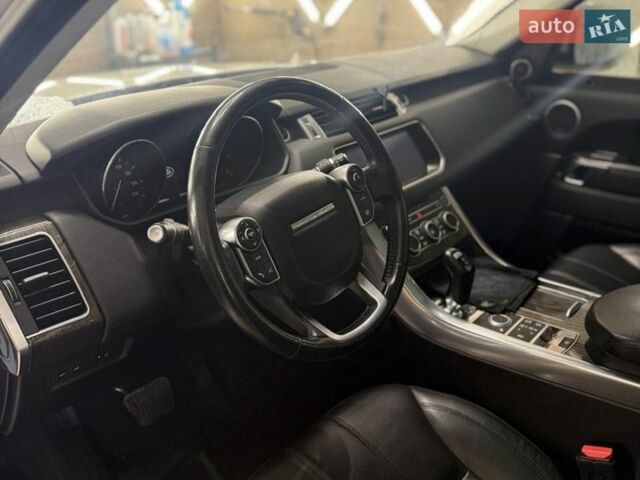 Белый Ленд Ровер Рендж Ровер Спорт, объемом двигателя 3 л и пробегом 140 тыс. км за 32500 $, фото 5 на Automoto.ua