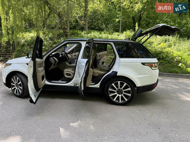 Белый Ленд Ровер Рендж Ровер Спорт, объемом двигателя 2.99 л и пробегом 175 тыс. км за 32100 $, фото 5 на Automoto.ua