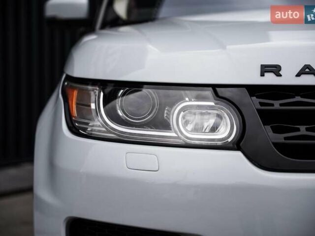 Білий Ленд Ровер Range Rover Sport, об'ємом двигуна 3 л та пробігом 114 тис. км за 38500 $, фото 16 на Automoto.ua