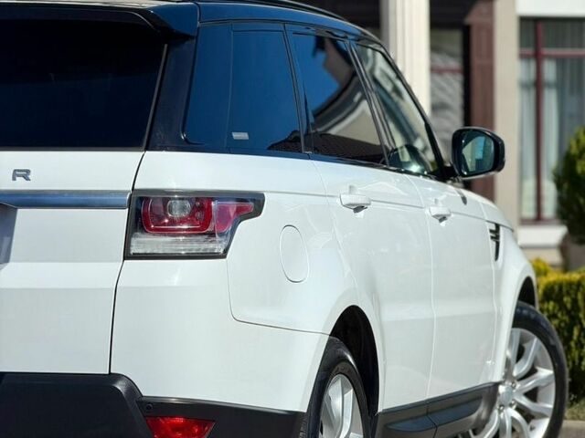 Білий Ленд Ровер Range Rover Sport, об'ємом двигуна 3 л та пробігом 211 тис. км за 22500 $, фото 21 на Automoto.ua