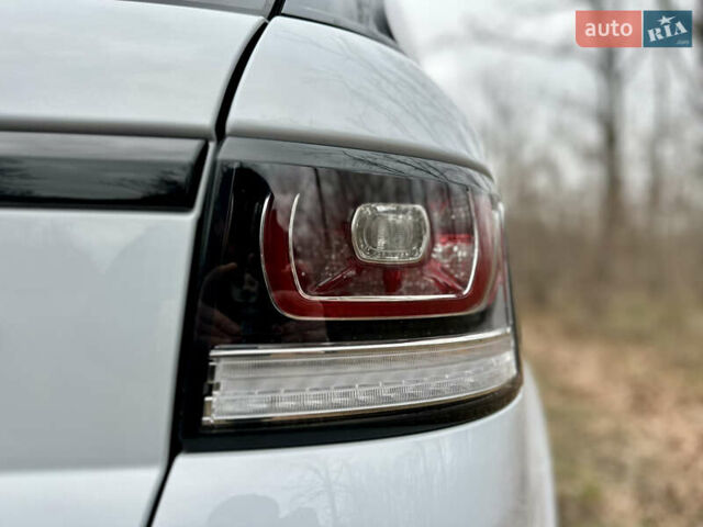 Белый Ленд Ровер Рендж Ровер Спорт, объемом двигателя 2.99 л и пробегом 63 тыс. км за 49000 $, фото 72 на Automoto.ua