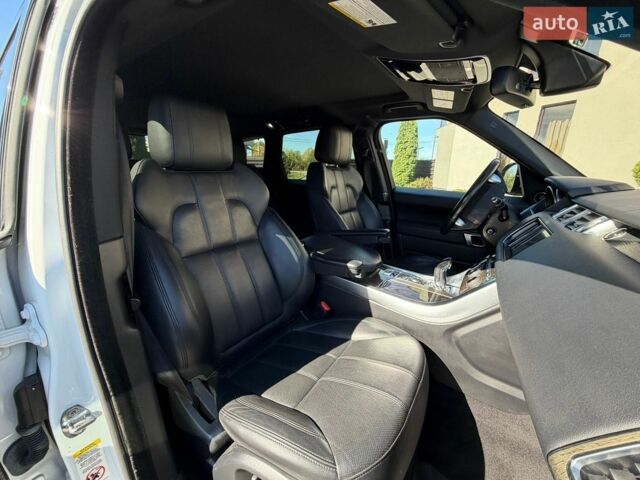Білий Ленд Ровер Range Rover Sport, об'ємом двигуна 3 л та пробігом 211 тис. км за 22500 $, фото 26 на Automoto.ua