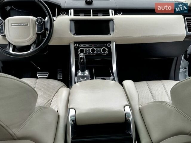 Білий Ленд Ровер Range Rover Sport, об'ємом двигуна 3 л та пробігом 112 тис. км за 43900 $, фото 94 на Automoto.ua