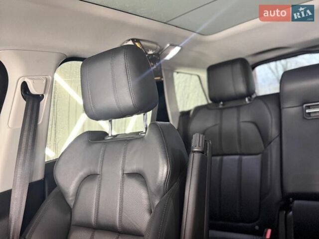 Белый Ленд Ровер Рендж Ровер Спорт, объемом двигателя 3 л и пробегом 140 тыс. км за 32500 $, фото 10 на Automoto.ua