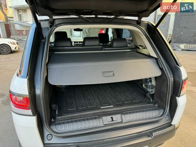 Білий Ленд Ровер Range Rover Sport, об'ємом двигуна 2.99 л та пробігом 172 тис. км за 31900 $, фото 19 на Automoto.ua
