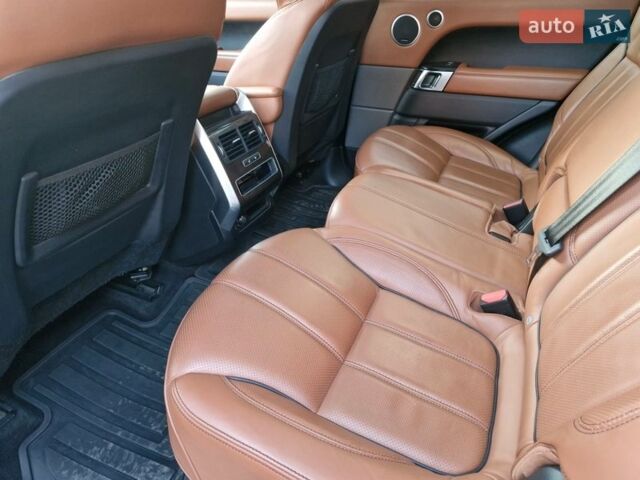 Білий Ленд Ровер Range Rover Sport, об'ємом двигуна 2.99 л та пробігом 132 тис. км за 44999 $, фото 10 на Automoto.ua