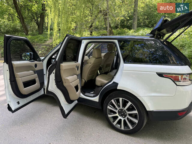 Белый Ленд Ровер Рендж Ровер Спорт, объемом двигателя 2.99 л и пробегом 175 тыс. км за 32100 $, фото 6 на Automoto.ua