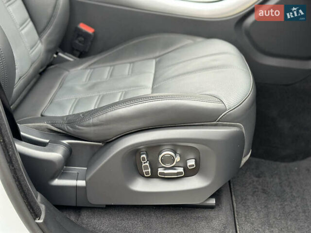 Белый Ленд Ровер Рендж Ровер Спорт, объемом двигателя 2.99 л и пробегом 63 тыс. км за 49000 $, фото 31 на Automoto.ua