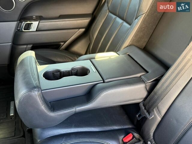 Білий Ленд Ровер Range Rover Sport, об'ємом двигуна 3 л та пробігом 211 тис. км за 22500 $, фото 47 на Automoto.ua