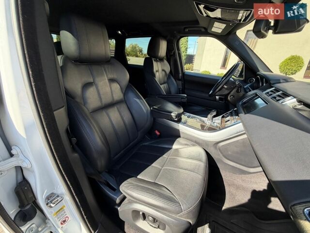 Білий Ленд Ровер Range Rover Sport, об'ємом двигуна 3 л та пробігом 211 тис. км за 22500 $, фото 28 на Automoto.ua