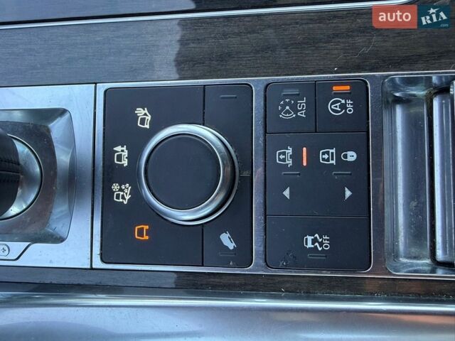 Білий Ленд Ровер Range Rover Sport, об'ємом двигуна 3 л та пробігом 211 тис. км за 22500 $, фото 61 на Automoto.ua