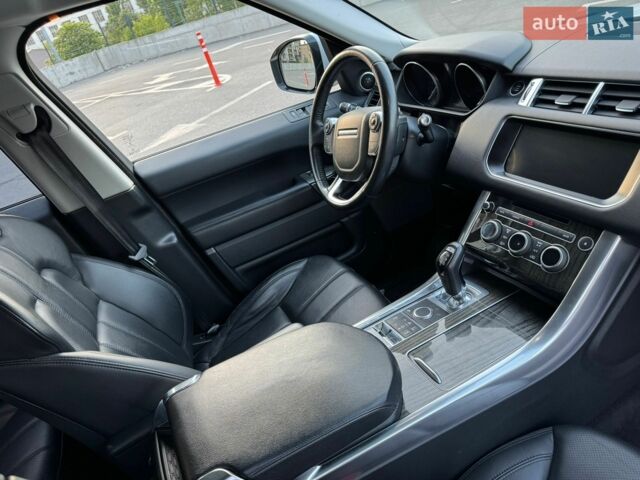 Білий Ленд Ровер Range Rover Sport, об'ємом двигуна 2.99 л та пробігом 172 тис. км за 29600 $, фото 9 на Automoto.ua