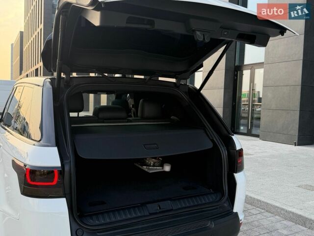 Білий Ленд Ровер Range Rover Sport, об'ємом двигуна 3 л та пробігом 144 тис. км за 26000 $, фото 19 на Automoto.ua