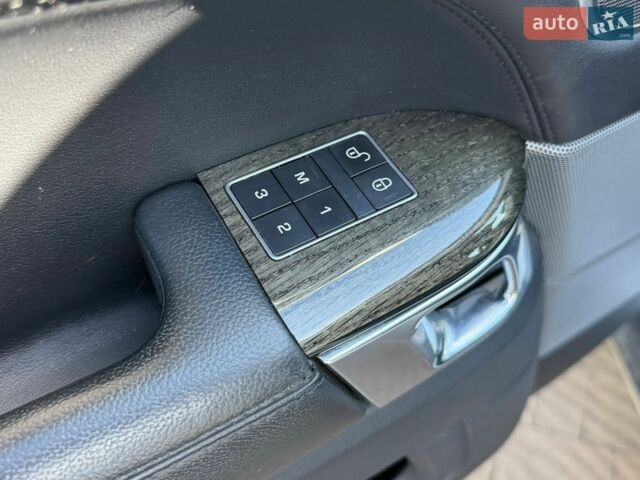 Білий Ленд Ровер Range Rover Sport, об'ємом двигуна 3 л та пробігом 211 тис. км за 22500 $, фото 50 на Automoto.ua