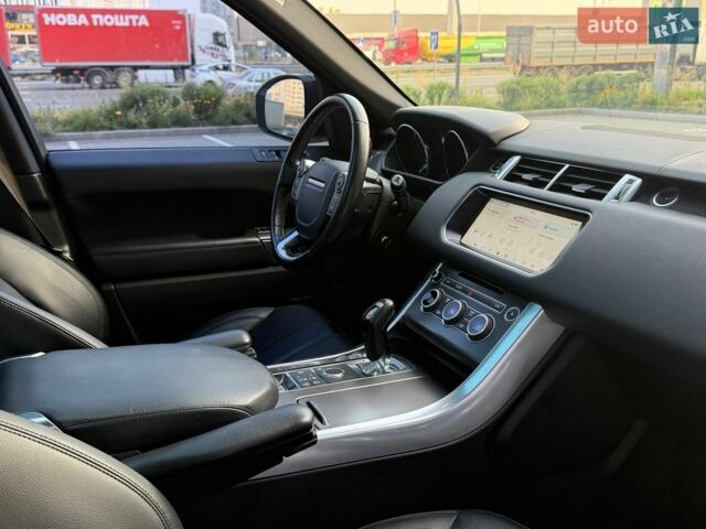 Білий Ленд Ровер Range Rover Sport, об'ємом двигуна 3 л та пробігом 144 тис. км за 26000 $, фото 9 на Automoto.ua