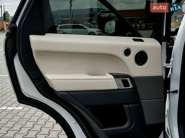 Білий Ленд Ровер Range Rover Sport, об'ємом двигуна 3 л та пробігом 112 тис. км за 43900 $, фото 123 на Automoto.ua
