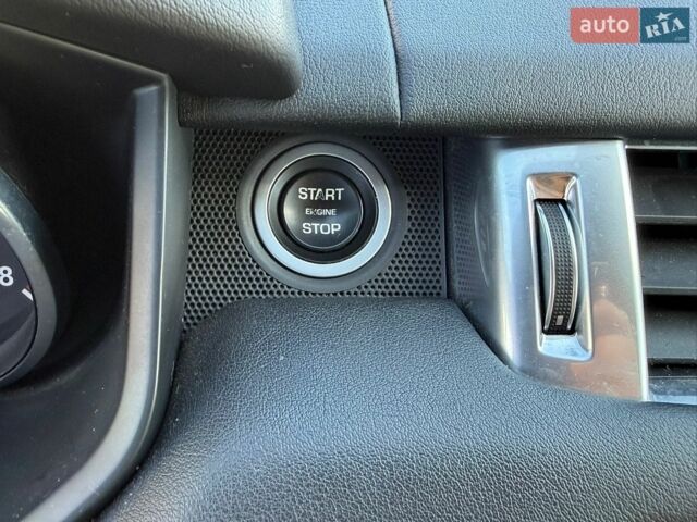 Білий Ленд Ровер Range Rover Sport, об'ємом двигуна 3 л та пробігом 211 тис. км за 22500 $, фото 57 на Automoto.ua