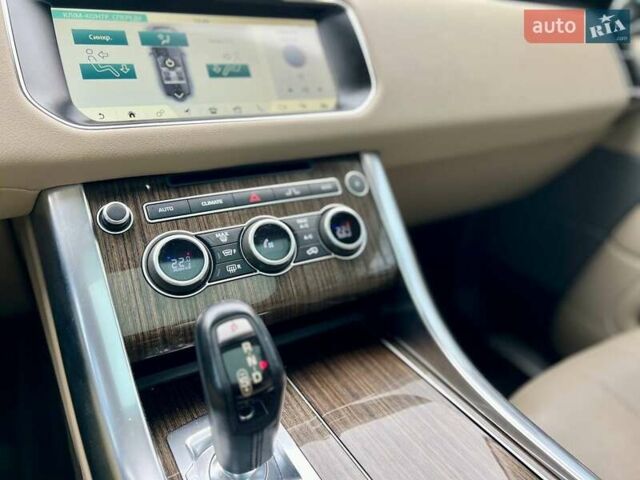 Белый Ленд Ровер Рендж Ровер Спорт, объемом двигателя 2.99 л и пробегом 179 тыс. км за 29800 $, фото 23 на Automoto.ua