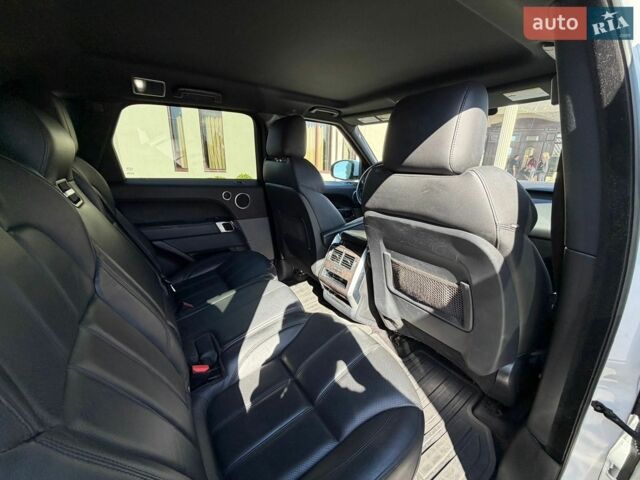 Білий Ленд Ровер Range Rover Sport, об'ємом двигуна 3 л та пробігом 211 тис. км за 22500 $, фото 35 на Automoto.ua