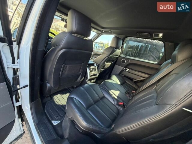 Білий Ленд Ровер Range Rover Sport, об'ємом двигуна 3 л та пробігом 211 тис. км за 22500 $, фото 45 на Automoto.ua