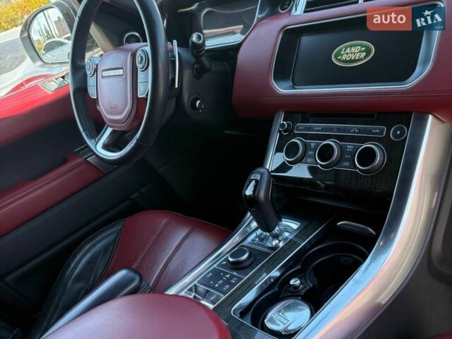Белый Ленд Ровер Рендж Ровер Спорт, объемом двигателя 2.99 л и пробегом 118 тыс. км за 35000 $, фото 7 на Automoto.ua