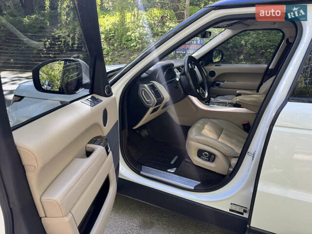 Белый Ленд Ровер Рендж Ровер Спорт, объемом двигателя 2.99 л и пробегом 175 тыс. км за 32100 $, фото 9 на Automoto.ua