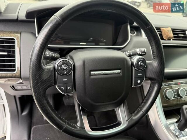 Белый Ленд Ровер Рендж Ровер Спорт, объемом двигателя 2.99 л и пробегом 167 тыс. км за 29000 $, фото 16 на Automoto.ua
