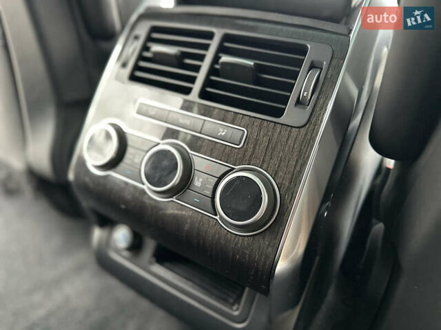 Белый Ленд Ровер Рендж Ровер Спорт, объемом двигателя 2.99 л и пробегом 63 тыс. км за 49000 $, фото 56 на Automoto.ua