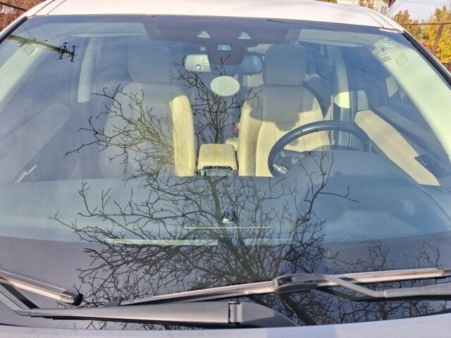 Белый Ленд Ровер Рендж Ровер Спорт, объемом двигателя 2 л и пробегом 210 тыс. км за 16999 $, фото 2 на Automoto.ua