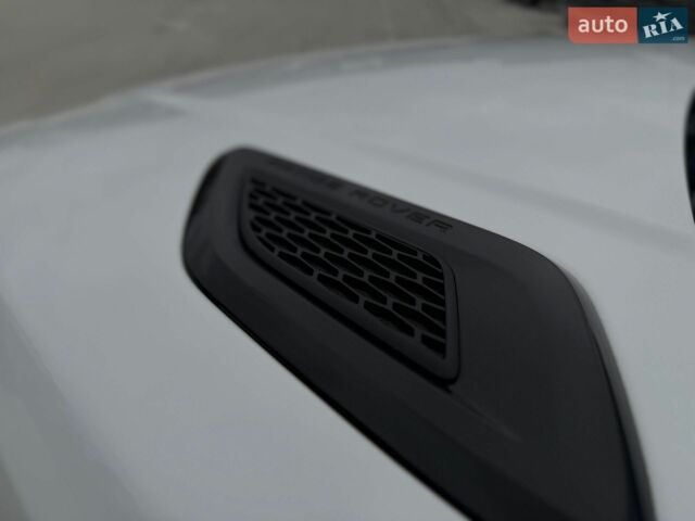 Білий Ленд Ровер Range Rover Sport, об'ємом двигуна 2.99 л та пробігом 151 тис. км за 28990 $, фото 16 на Automoto.ua
