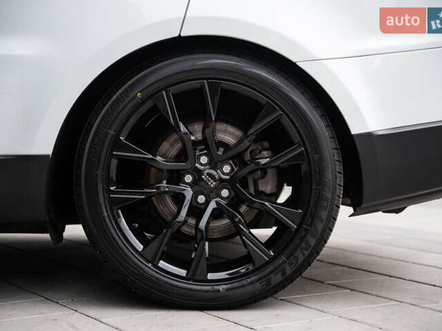 Ленд Ровер Рендж Ровер Спорт 2017 в Киеве на Automoto.ua Белый Ленд Ровер Рендж Ровер Спорт, объемом двигателя 2.99 л и пробегом 110 тыс. км за 40000 $, фото 10 на Automoto.ua