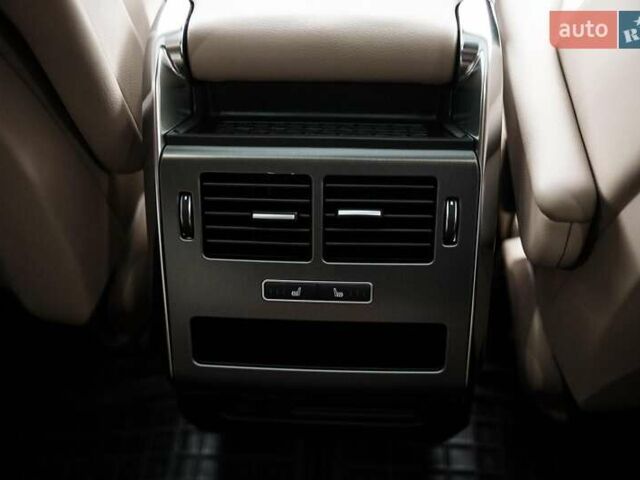 Білий Ленд Ровер Range Rover Sport, об'ємом двигуна 3 л та пробігом 114 тис. км за 38500 $, фото 10 на Automoto.ua