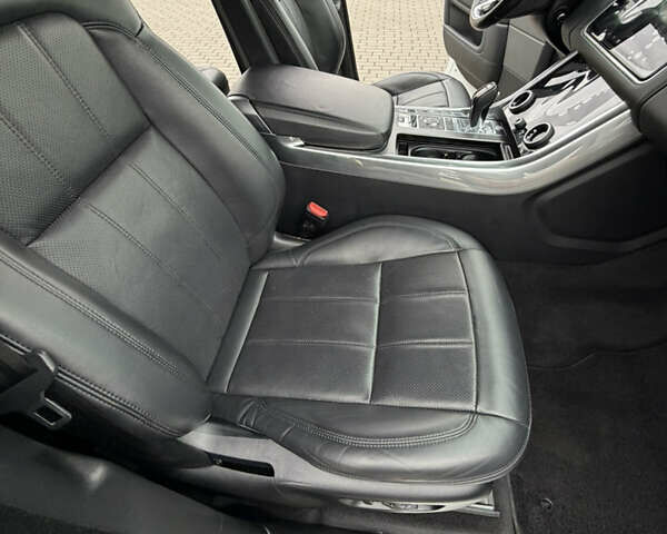 Білий Ленд Ровер Range Rover Sport, об'ємом двигуна 2.99 л та пробігом 167 тис. км за 42000 $, фото 21 на Automoto.ua