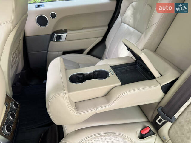 Белый Ленд Ровер Рендж Ровер Спорт, объемом двигателя 2.99 л и пробегом 175 тыс. км за 32100 $, фото 21 на Automoto.ua