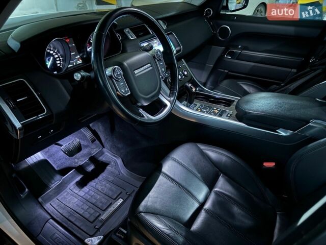 Білий Ленд Ровер Range Rover Sport, об'ємом двигуна 2.99 л та пробігом 172 тис. км за 29600 $, фото 18 на Automoto.ua