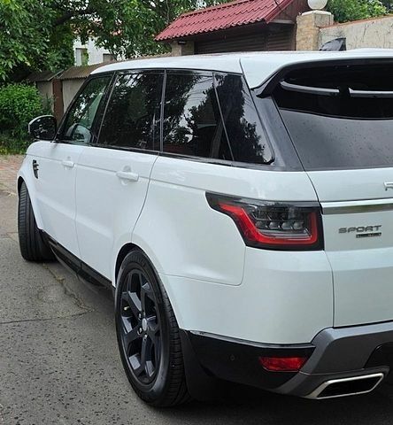 Білий Ленд Ровер Range Rover Sport, об'ємом двигуна 2.99 л та пробігом 72 тис. км за 35700 $, фото 7 на Automoto.ua
