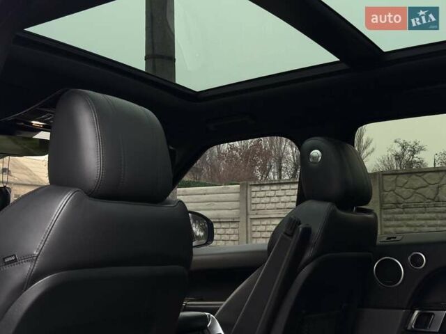 Білий Ленд Ровер Range Rover Sport, об'ємом двигуна 3 л та пробігом 200 тис. км за 31000 $, фото 15 на Automoto.ua