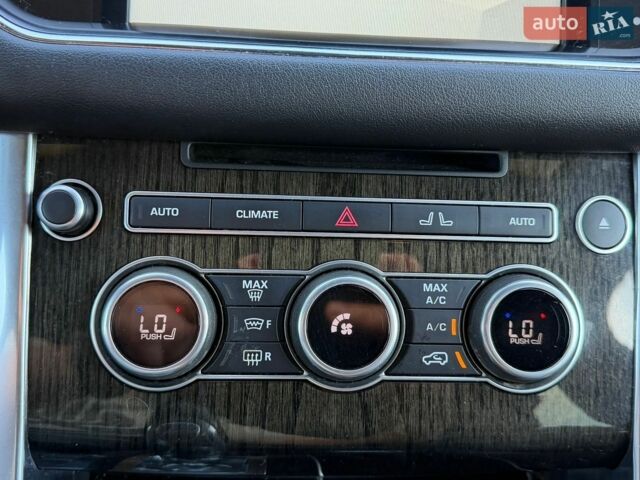 Білий Ленд Ровер Range Rover Sport, об'ємом двигуна 3 л та пробігом 211 тис. км за 22500 $, фото 59 на Automoto.ua