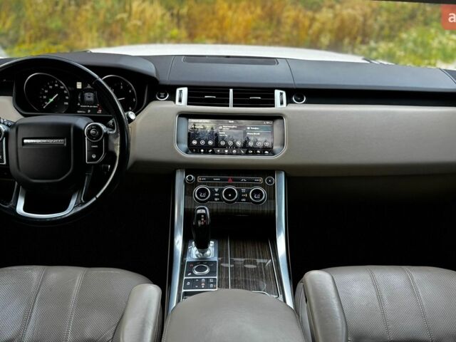 Білий Ленд Ровер Range Rover Sport, об'ємом двигуна 2.99 л та пробігом 183 тис. км за 25700 $, фото 16 на Automoto.ua