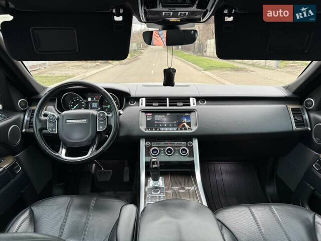 Білий Ленд Ровер Range Rover Sport, об'ємом двигуна 3 л та пробігом 200 тис. км за 31000 $, фото 11 на Automoto.ua