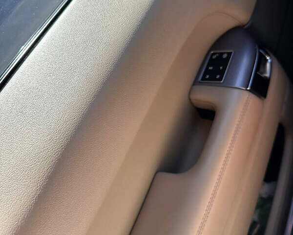 Білий Ленд Ровер Range Rover Sport, об'ємом двигуна 2.99 л та пробігом 151 тис. км за 32900 $, фото 43 на Automoto.ua