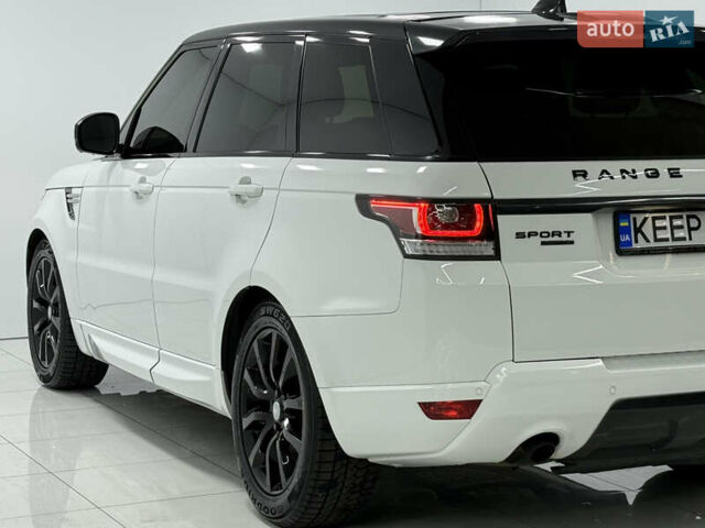 Білий Ленд Ровер Range Rover Sport, об'ємом двигуна 2.99 л та пробігом 167 тис. км за 28900 $, фото 13 на Automoto.ua