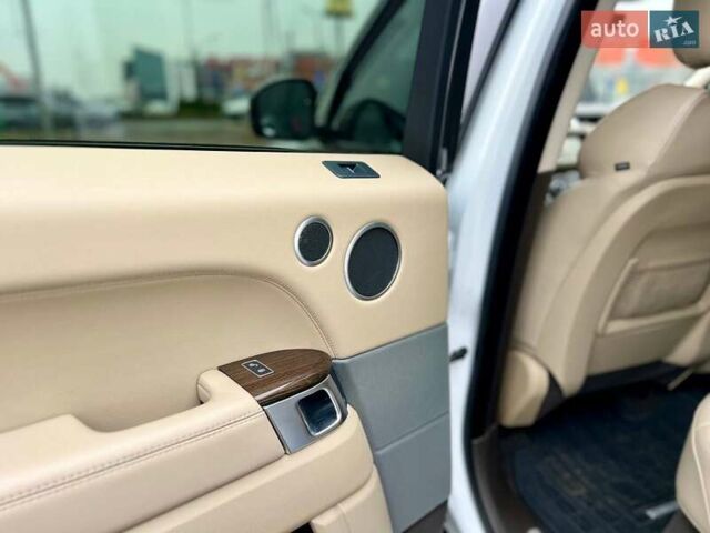 Белый Ленд Ровер Рендж Ровер Спорт, объемом двигателя 2.99 л и пробегом 179 тыс. км за 29800 $, фото 37 на Automoto.ua