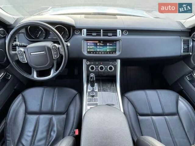Білий Ленд Ровер Range Rover Sport, об'ємом двигуна 2.99 л та пробігом 147 тис. км за 32000 $, фото 6 на Automoto.ua